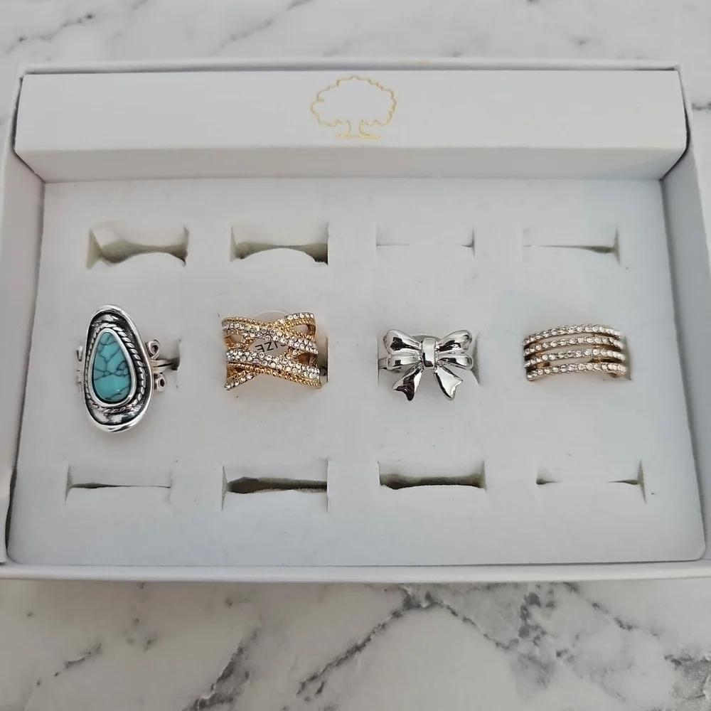 4 Pc Fashion Ring Set Gold Rinhestone Silver Bow Blue Southwestern Stone